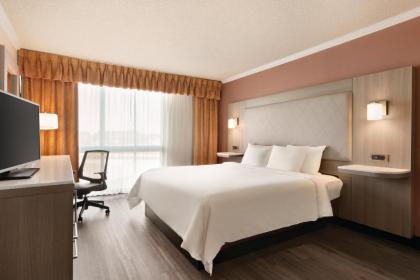 Radisson Hotel Lenexa Overland Park - image 9