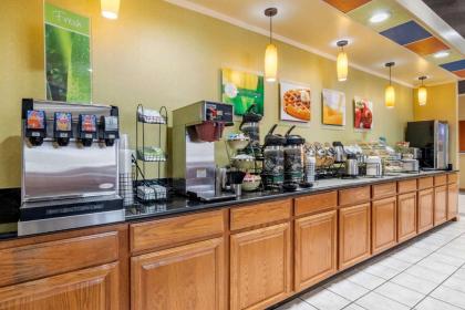 Quality Inn & Suites Lenexa Kansas City - image 15