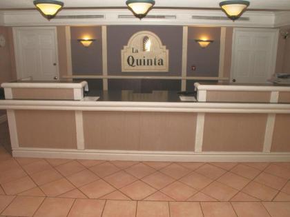 La Quinta Inn by Wyndham Kansas City Lenexa - image 2