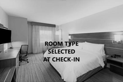 Holiday Inn Express & Suites - Lenexa - Overland Park Area an IHG Hotel - image 9