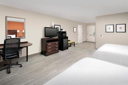 Hampton Inn Lenoir City - image 9