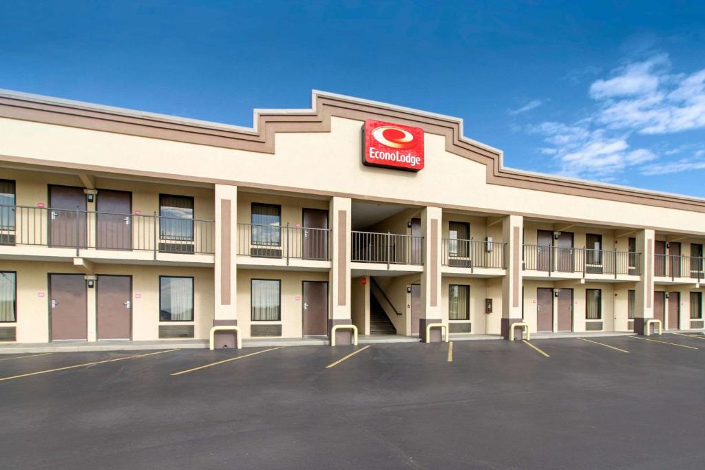 Econo Lodge Lenoir City - main image