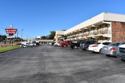 Inn of Lenoir Motor Lodge - image 11