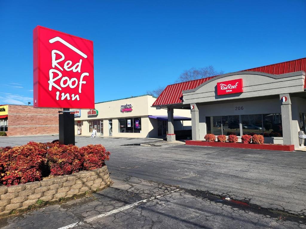 Red Roof Inn Lenoir - main image