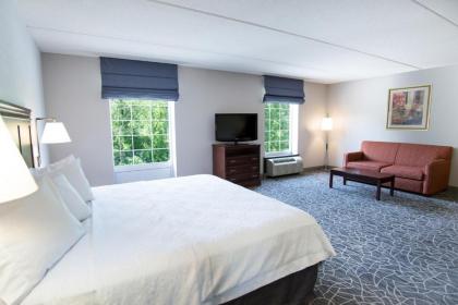 Hampton Inn & Suites Berkshires-Lenox - image 10