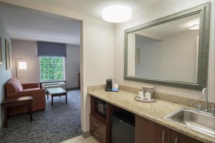 Hampton Inn & Suites Berkshires-Lenox - image 12