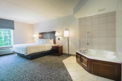 Hampton Inn & Suites Berkshires-Lenox - image 20