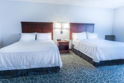 Hampton Inn & Suites Berkshires-Lenox - image 7