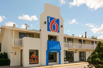 motel 6 Leominster mA