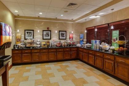 Hampton Inn Lewisburg - image 10