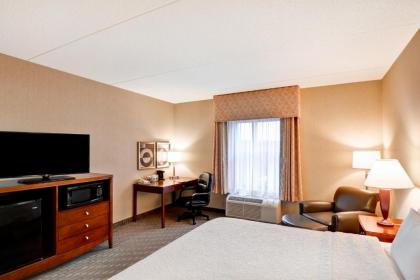 Hampton Inn Lewisburg - image 15