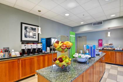 Hampton Inn Lewisburg - image 8