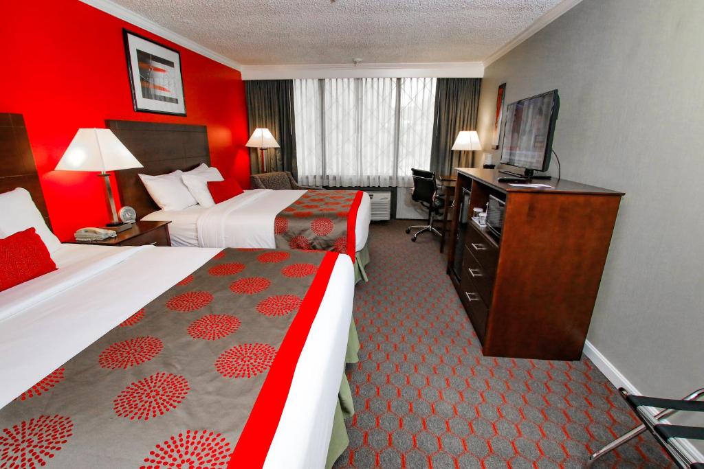 Ramada Hotel & Conference Center by Wyndham Lewiston - image 5