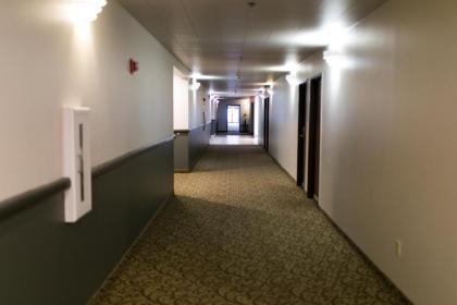 Seaport Inn & Suites - image 2