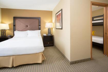 Holiday Inn Express Hotel & Suites Lexington an IHG Hotel - image 10