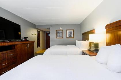 Hampton Inn Lexington Park - image 8