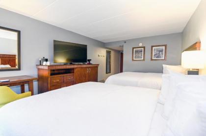 Hampton Inn Lexington Park - image 9