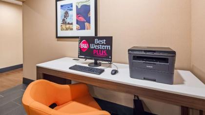 Best Western Plus Lexington Inn - image 11