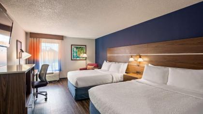 Best Western Plus Lexington Inn - image 16