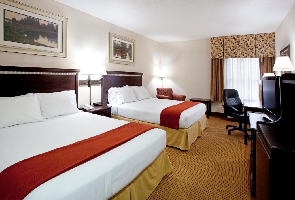 Holiday Inn Express Hotel & Suites Lexington-Hwy 378 an IHG Hotel - image 4