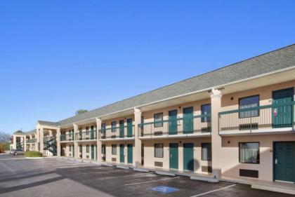 Days Inn by Wyndham Lexington Lexington South Carolina