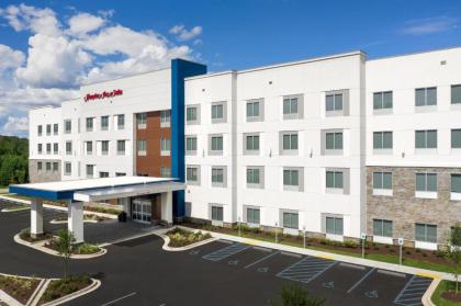 Hampton Inn & Suites Lexington - image 8