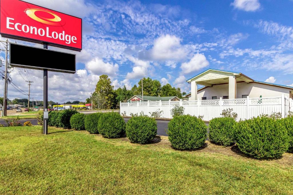 Econo Lodge Lexington - main image