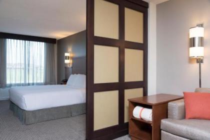 Hyatt Place Lexington - image 4