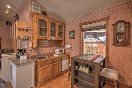 Cozy and Pet-Friendly Libby Cottage by Creek! - image 10