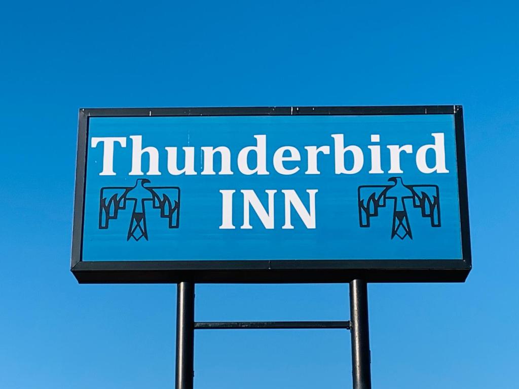 Thunderbird Inn - main image