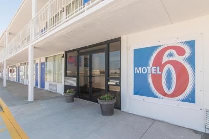 Motel 6-Liberal KS - image 15