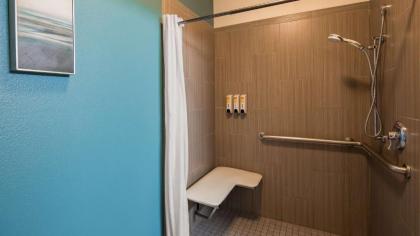 Best Western Plus Liberty Lake Inn - image 9