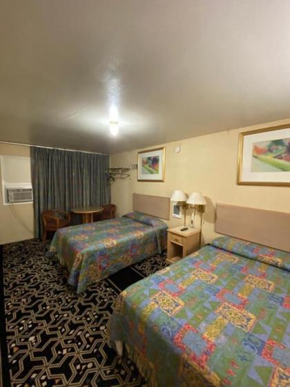 Budget Inn - image 14