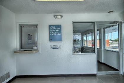 Motel 6-Lima OH - image 12