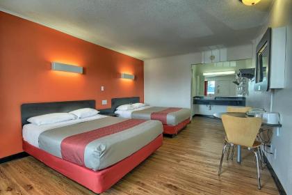 Motel 6-Lima OH - image 9