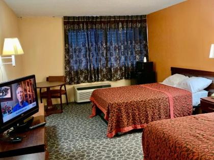 Red Carpet Inn & Suites - image 15