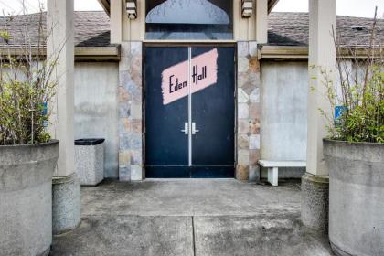 The Best Little Beach House on the Oregon Coast! - image 3