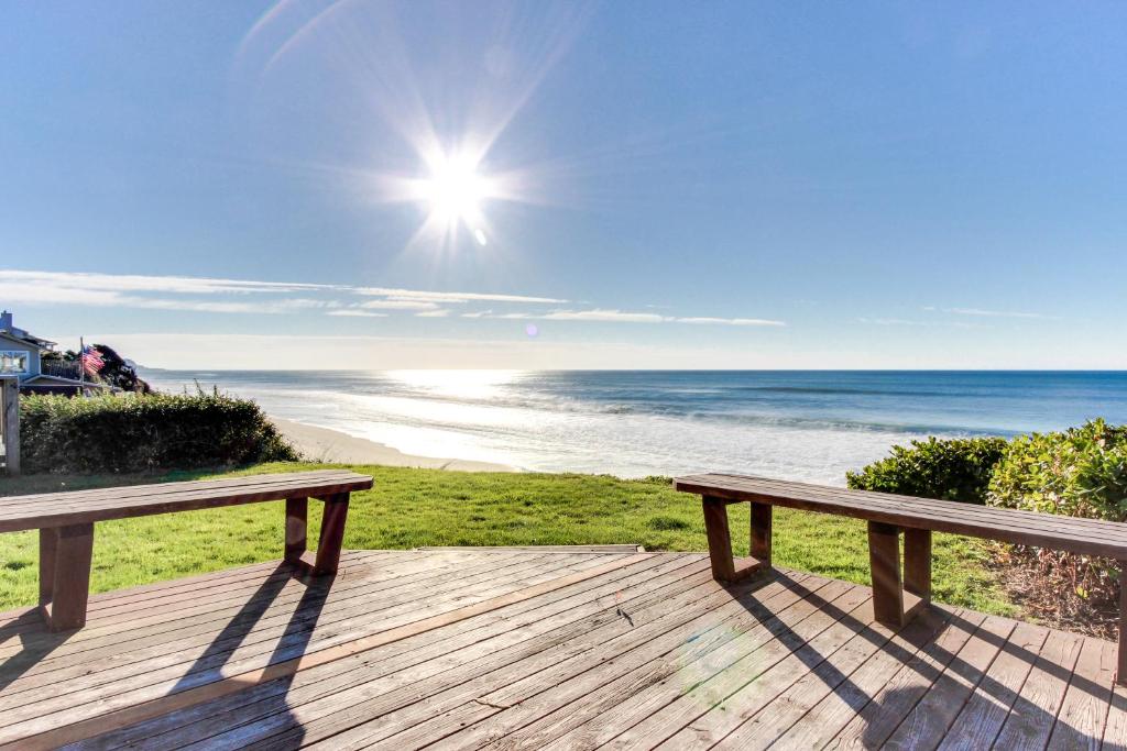 The Best Little Beach House on the Oregon Coast! - image 4