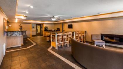 Best Western Plus Landmark Inn - image 5