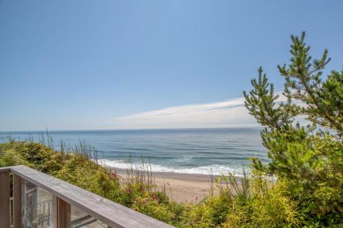 Lincoln Lighthouse - image 3