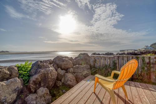 Bayfront Bungalow - main image