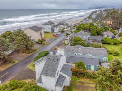 Sea Base Lincoln City Oregon