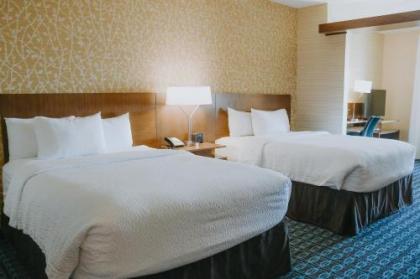 Fairfield Inn & Suites by Marriott Lincoln Airport - image 4