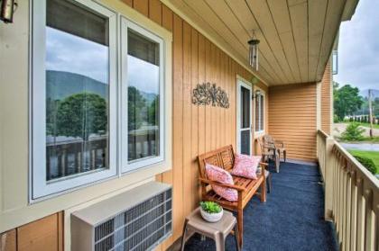 Cozy Condo with Loon Mtn View Pool Hot Tub andBalcony - image 4