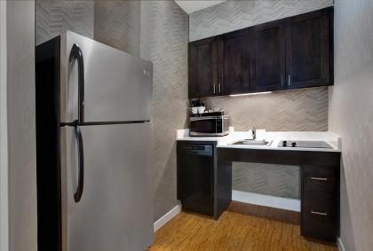 Homewood Suites by Hilton Chicago-Lincolnshire - image 4