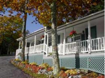 Mount Battie Inn - image 10