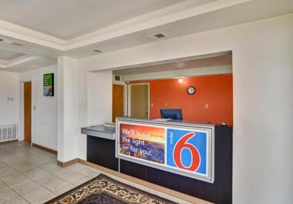 Motel 6-Lindale TX - image 9