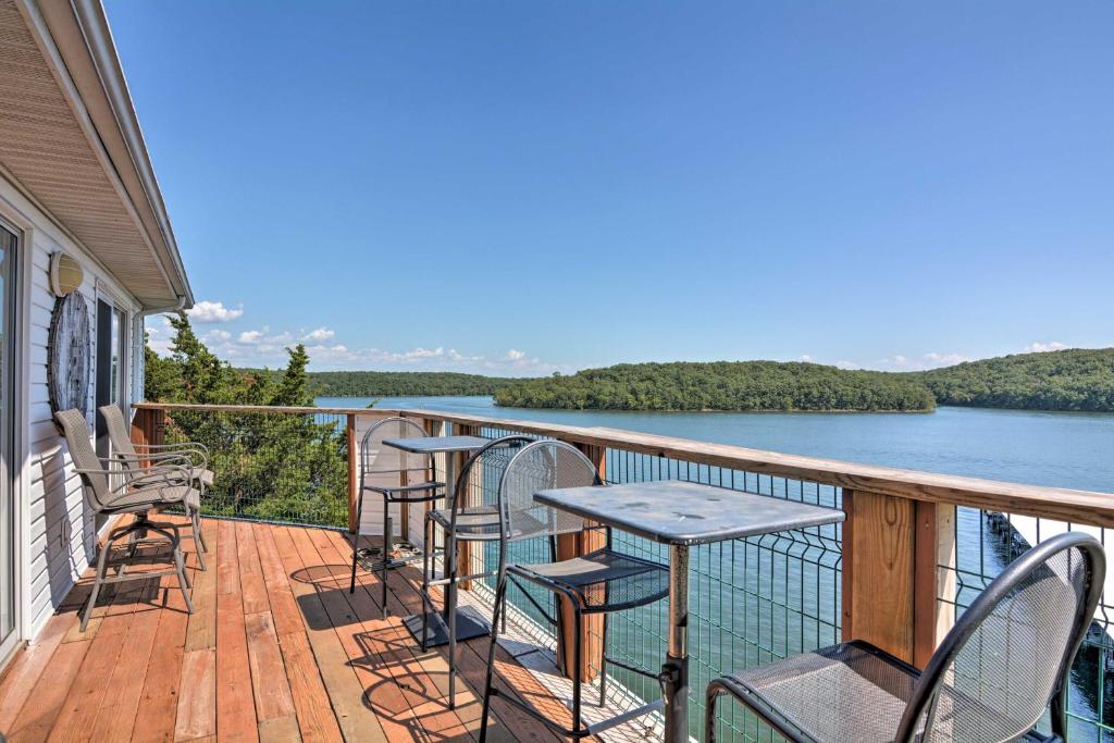 Lake of the Ozarks Condo with Deck Pool and Views! - main image