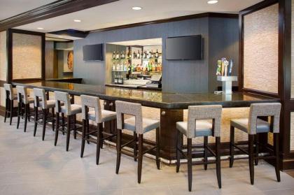 DoubleTree by Hilton Baltimore - BWI Airport - image 13