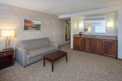 Holiday Inn Baltimore BWI Airport an IHG Hotel - image 8